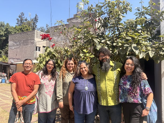 Equipo de Momento 11once en taller presencial